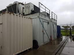 Motor de gas Caterpillar 3516 usado, 1000 kW, en contenedor. 2004