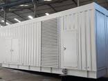 Generador diésel usado Caterpillar 3516B HD, 2,2 MW, 2010, 220 horas. envase