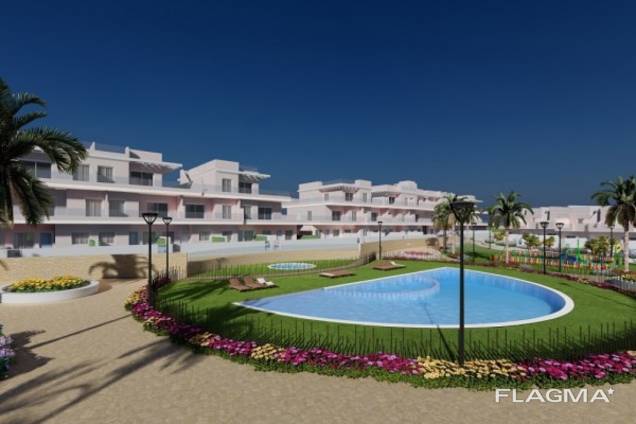 Недвижимость в Испании, Новые квартиры рядом с пляжем от застройщика в Торре де Ла Орадада