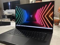 Razer Blade 15.6 1TB SSD, Intel Core i7 11th Gen gaming laptop