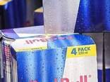 Bebida energética RedBull, 8,4 fl oz, 6 paquetes de 4 latas (paquete de 24) - foto 1